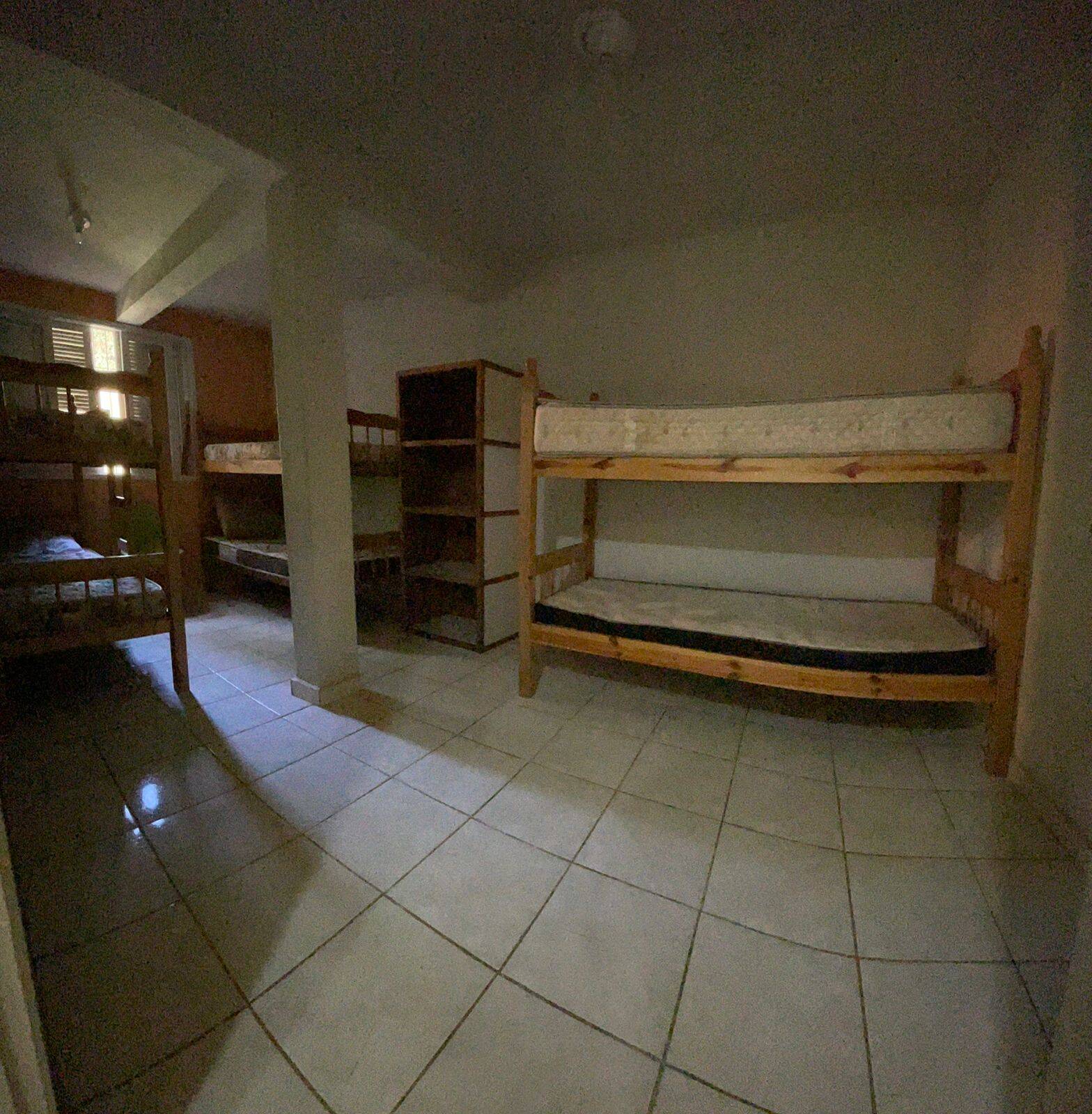 Chácara à venda com 4 quartos, 200m² - Foto 11