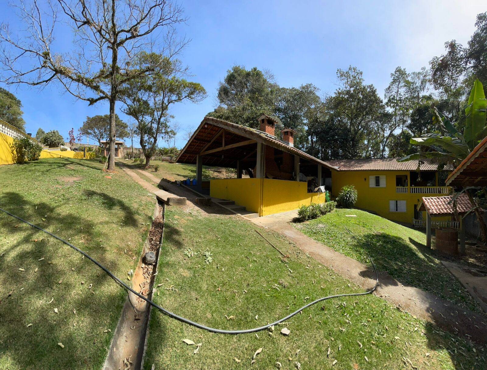 Chácara à venda com 4 quartos, 200m² - Foto 26