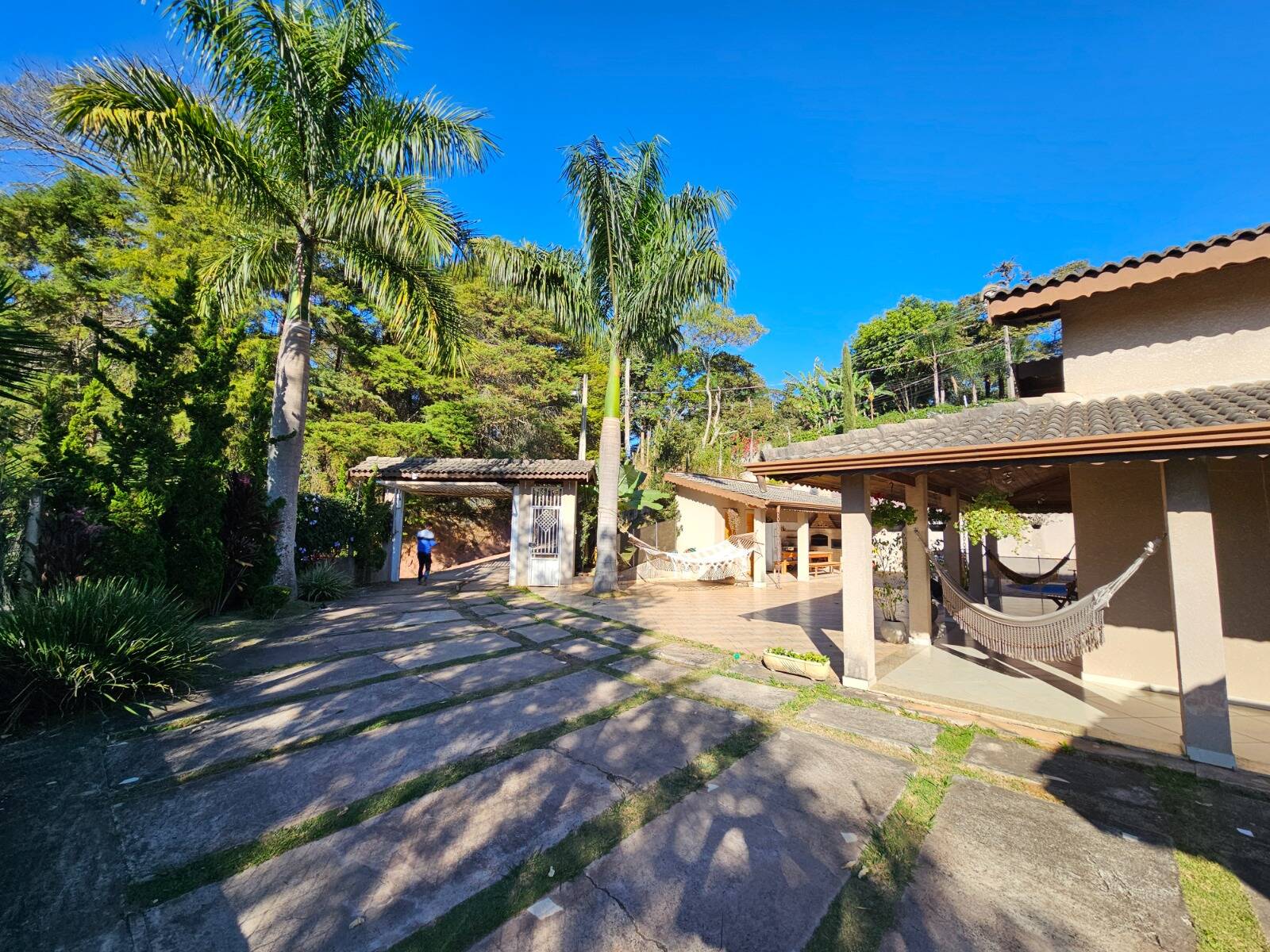 Chácara à venda com 2 quartos, 210m² - Foto 13