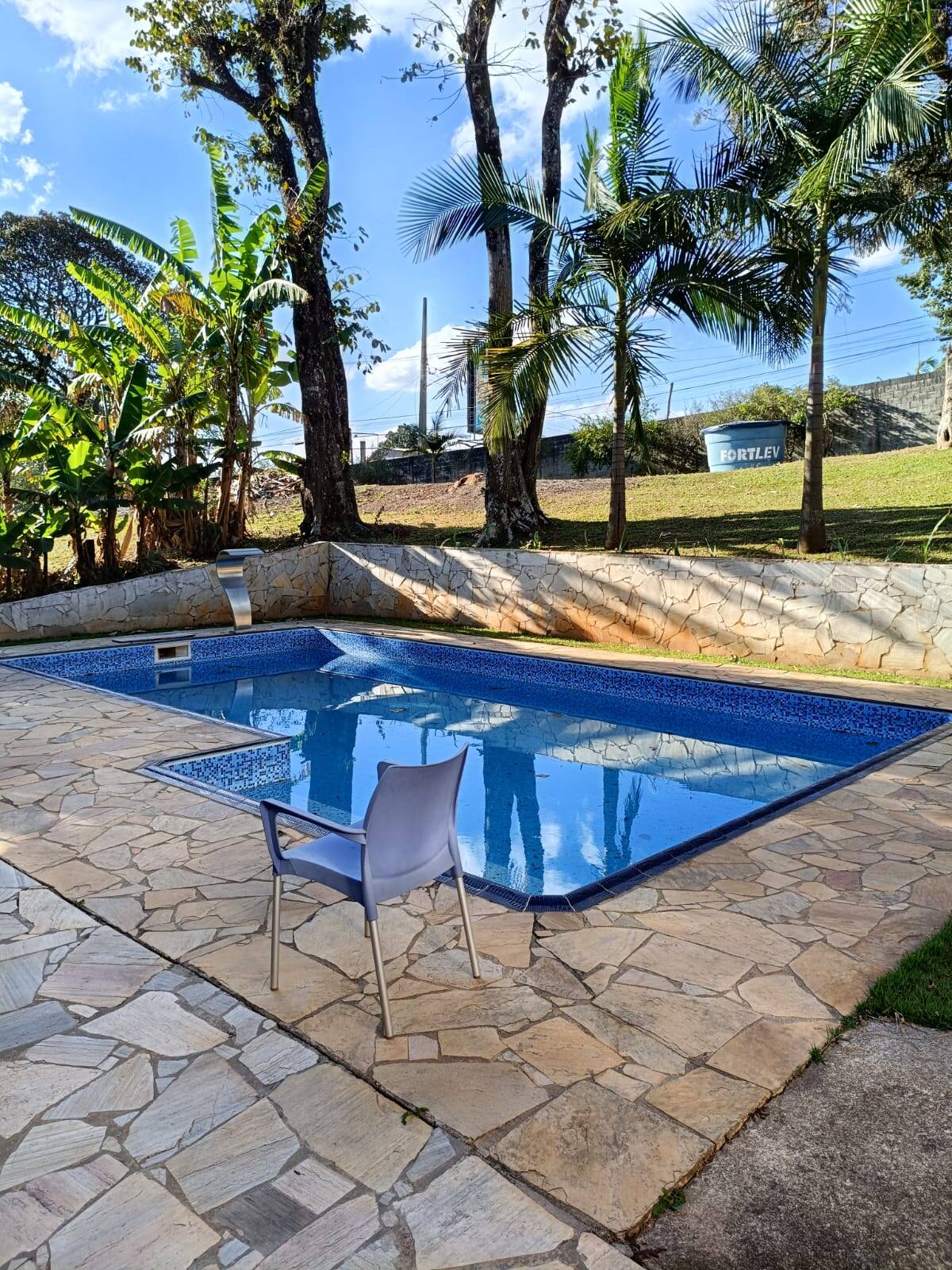 Chácara, 2 quartos, 2475 m² - Foto 2