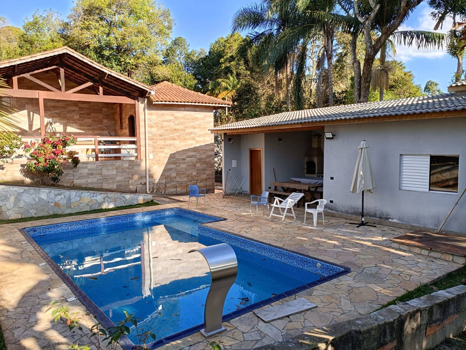 Chácara, 2 quartos, 2475 m² - Foto 1