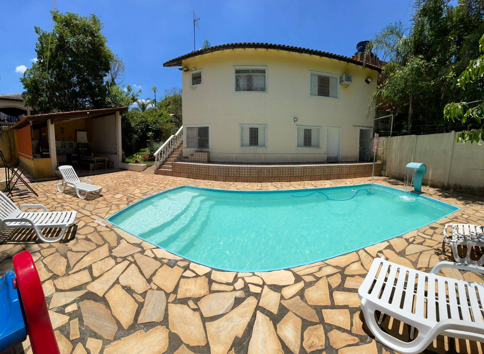 Chácara, 3 quartos, 1580 m² - Foto 2