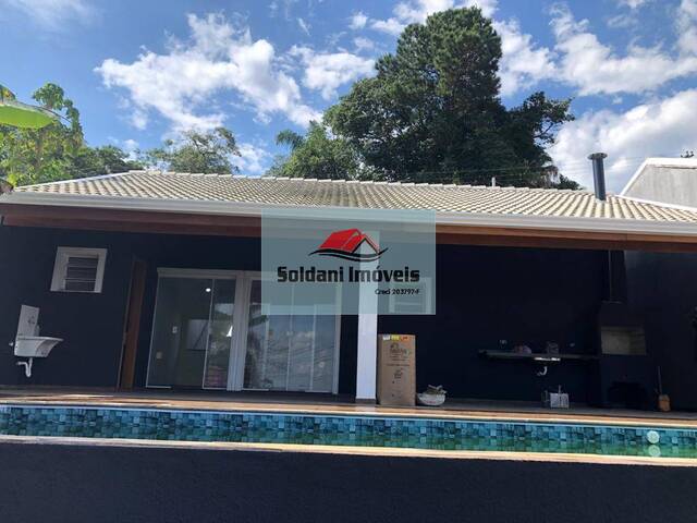 Casa para Venda em Mairiporã - 3