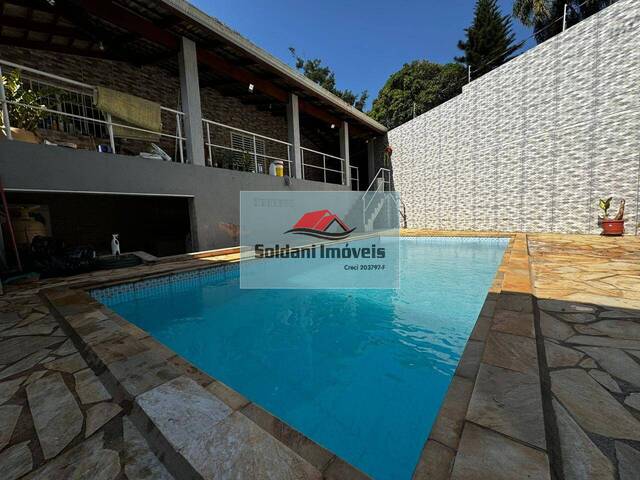 Chácara para Venda em Mairiporã - 2