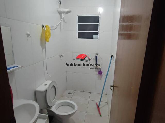 Casa para Venda em Mairiporã - 4