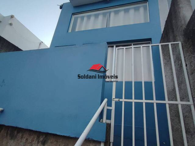 Casa para Venda em Mairiporã - 2