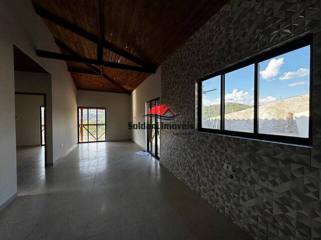 Casa para Venda em Mairiporã - 5