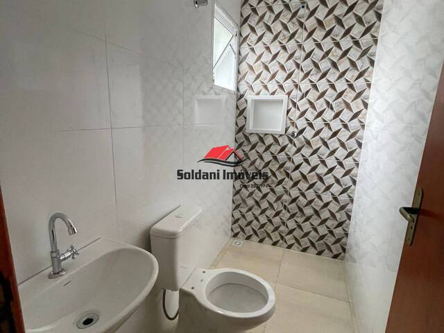 Casa para Venda em Mairiporã - 5