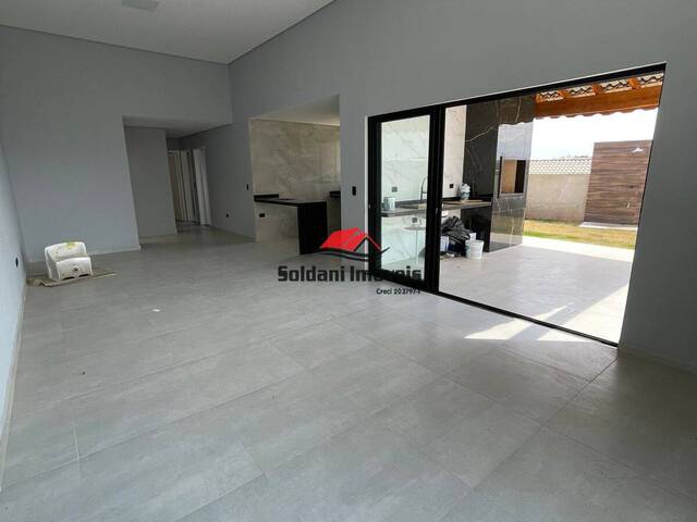 Casa para Venda em Mairiporã - 4